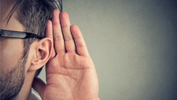 انواع کم شنوایی و روش های درمانی